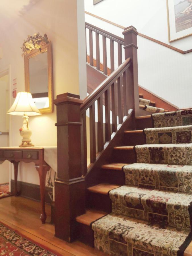 Bed & Breakfast Royal Sydney