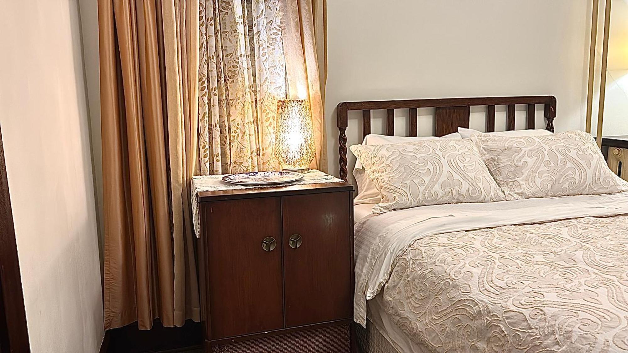 Bed & Breakfast Royal Sydney