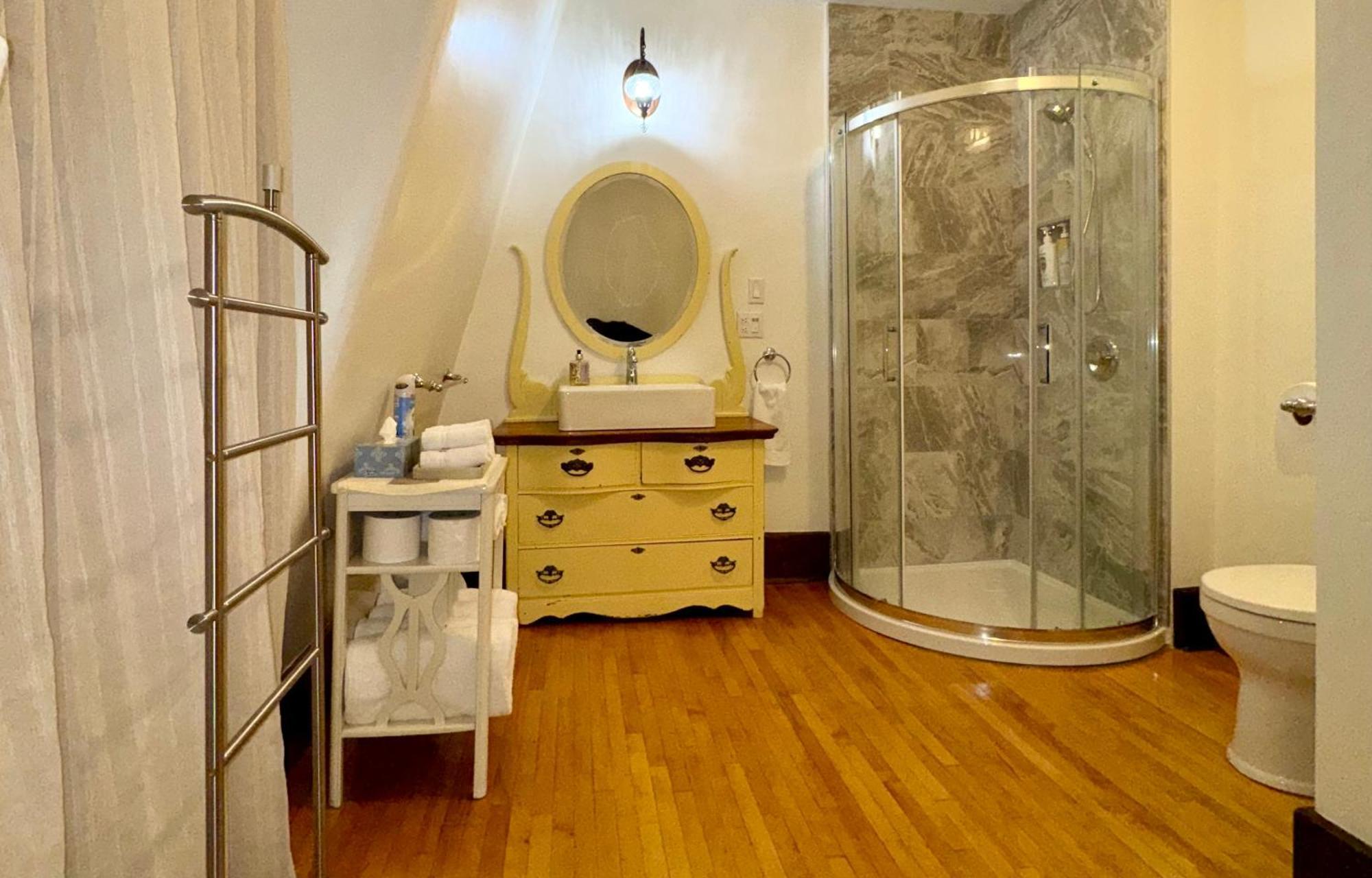 Royal 3* Sydney