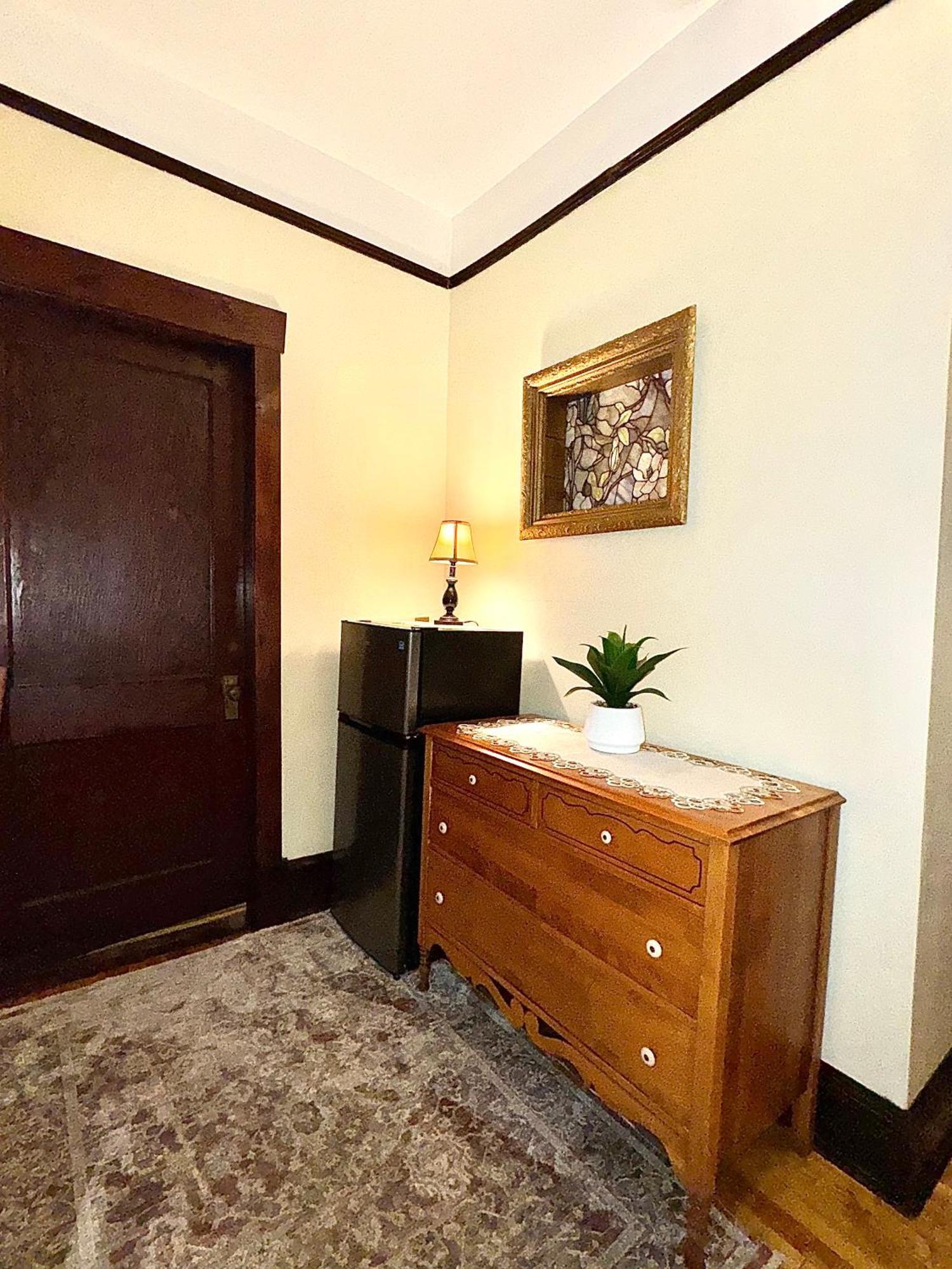 Royal Bed & Breakfast 3*